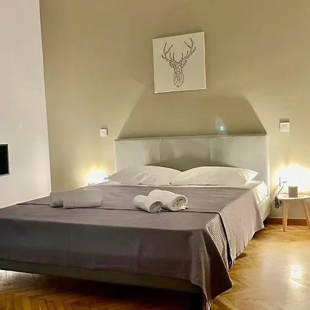 Stylish Spacious Apt At The Centre Of Monastiraki Athens Exterior photo