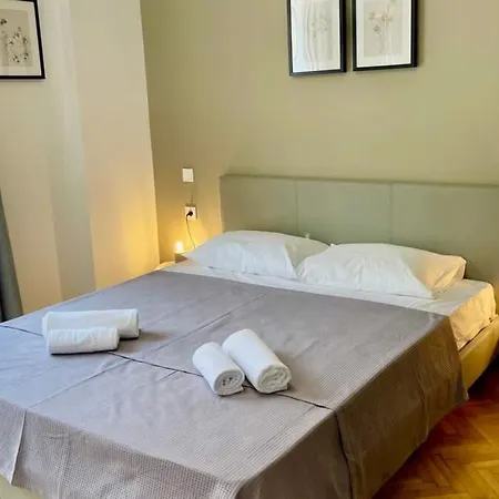 Stylish Spacious Apt At The Centre Of Monastiraki Athens Exterior photo