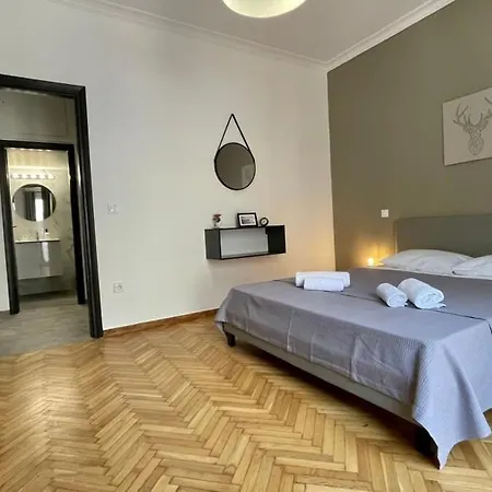 Stylish Spacious Apt At The Centre Of Monastiraki Athens Exterior photo