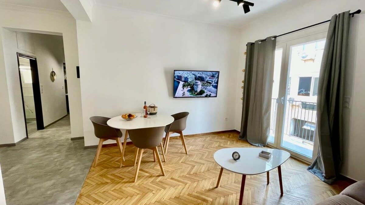 Stylish Spacious At The Centre Of Monastiraki Apartment Athens