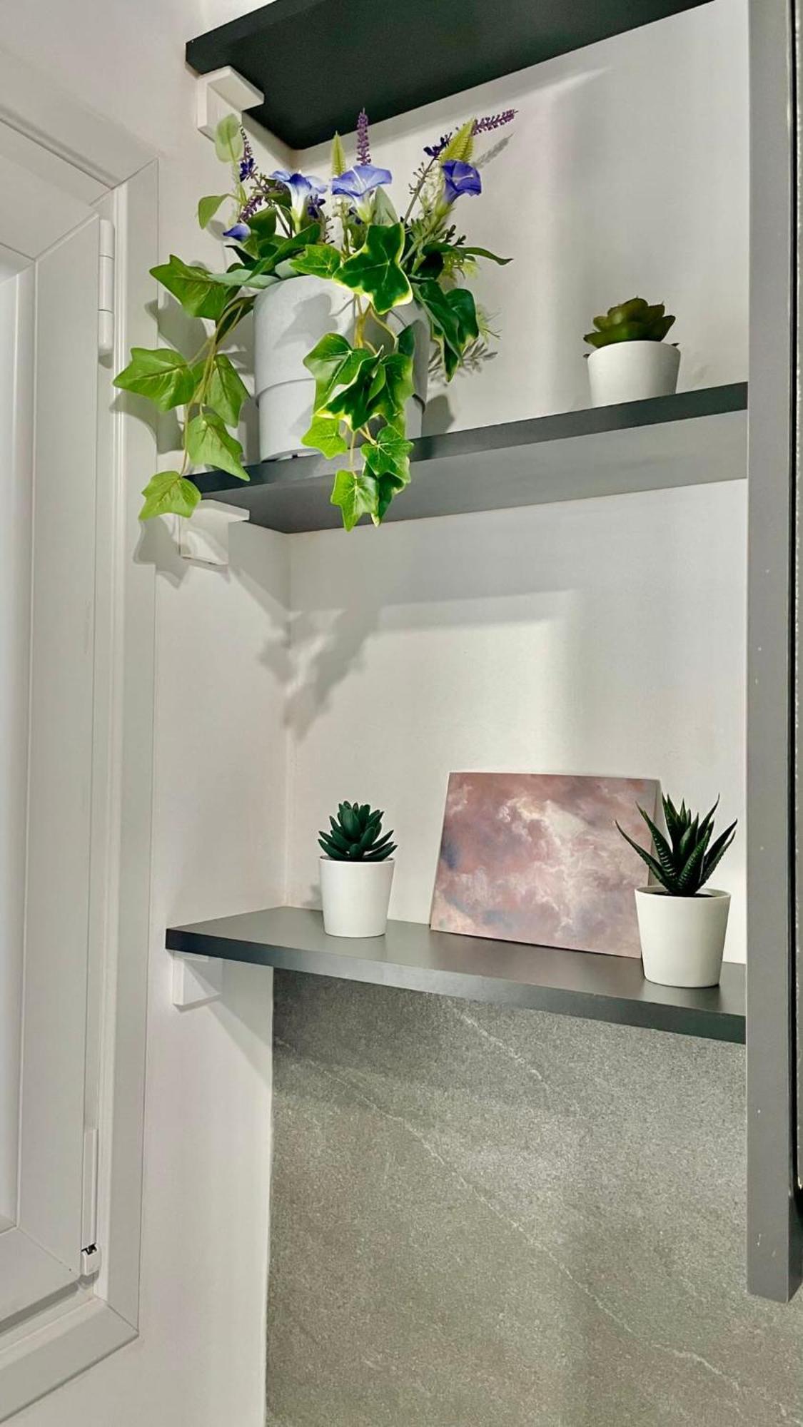 Apartment Stylish Spacious At The Centre Of Monastiraki Athens